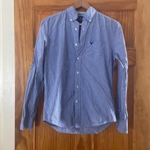 Make a bundle! Attractive American Eagle Button down
